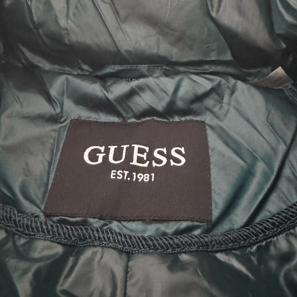 Guess Green Puffer Coat with Hood and Quilted Design - Picture 2 of 4
